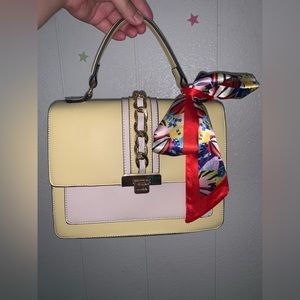 NWT Yellow and Creme Aldo